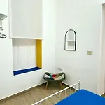 Vicolo Giardi *